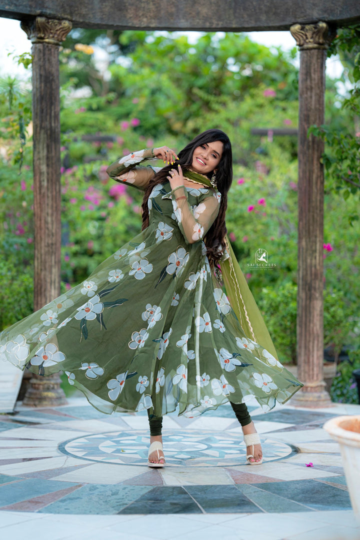 Sai Secrets Collections Women's  Anarkali _ Pavazhamali MATERIAL-FOIL PRINTED ORGANZA Olive Green.