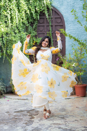 Sai Secrets Collections Women's  Anarkali - Pavazhamali MATERIAL-FOIL PRINTED ORGANZA - White.