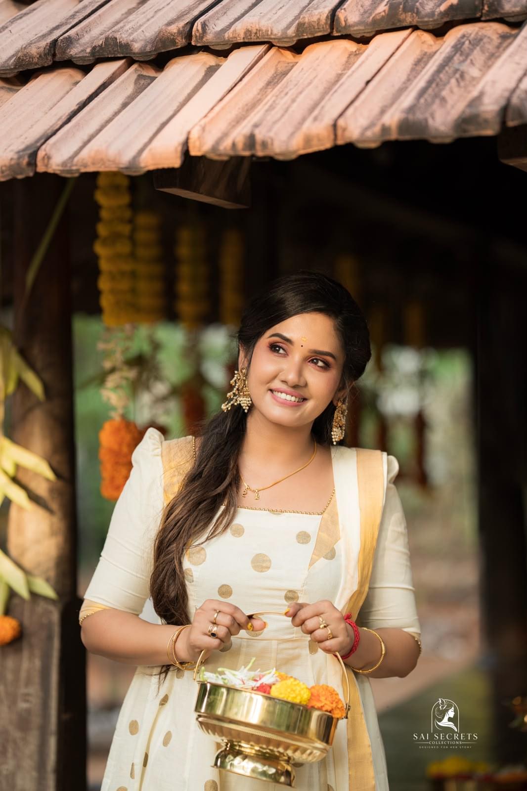 Sai Secrets Collections ONAM SPECIAL Series 3-KASAVU cotton Anarkali Elbow sleeves (Two set).